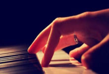 虎扑体育：阿尔瓦雷斯：我已经看过一千遍，但我感觉自己根.